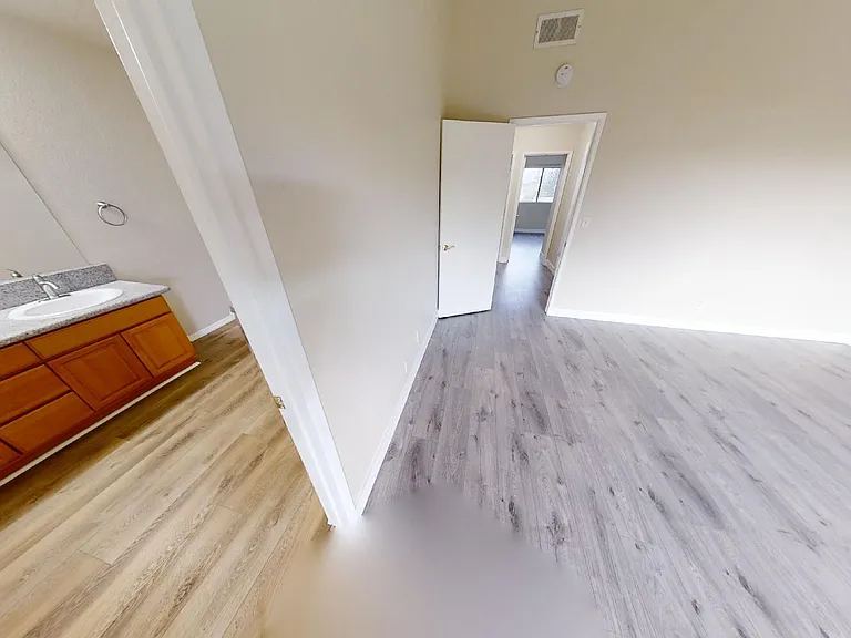 13424 Francisquito Ave #D — Photo 22