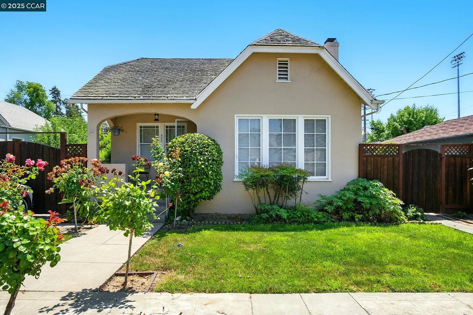 521 C St photo 1