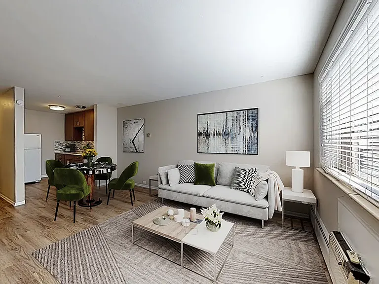 2250 S Josephine St #17 — Photo 1