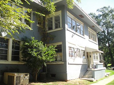 1st image of 460 Robinson Pl