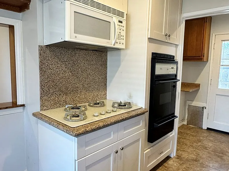 5411 Ocana Ave — Photo 11