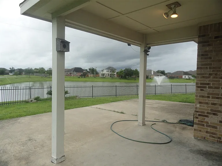 3102 Avory Ridge Ln — Photo 4