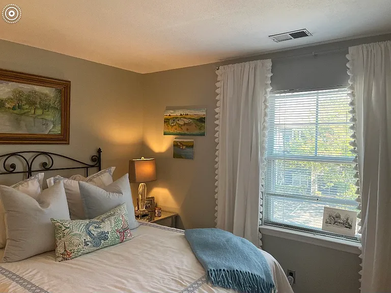 525 Olmsted Park Pl #O — Photo 8