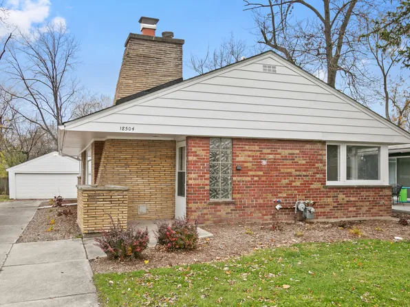 18504 Riegel Rd, Homewood, IL 60430