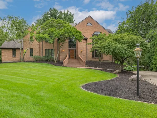 514 Shambord Cir, Dayton, OH 45429
