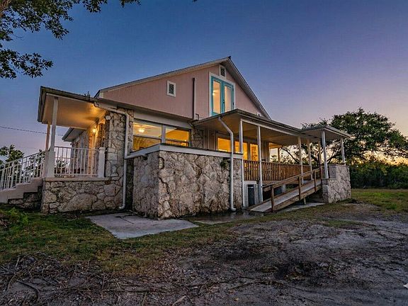 2nd image of 3167 Stewart Rd