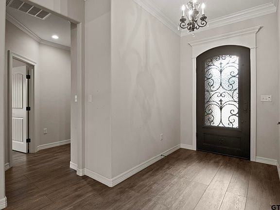 5th image of 139 Bralan Dr