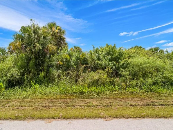 688 39th AVE NW, NAPLES, FL 34120