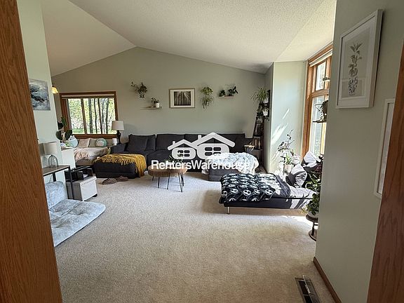 4th image of 1316 Fremont Ct