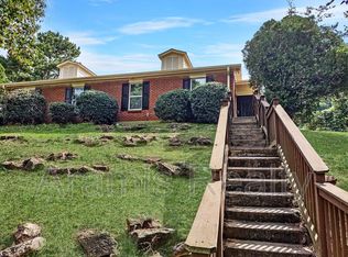 5816 Williamsburg Trce, College Park, GA