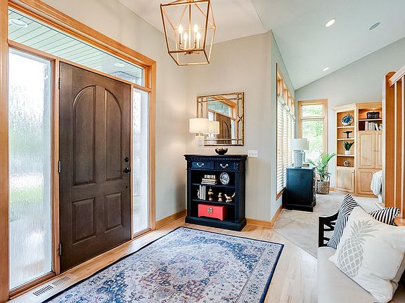 5th image of 1638 Isabella Pkwy