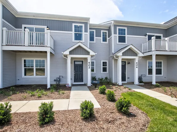 263 Kingsport Dr, South Elgin, IL 60177
