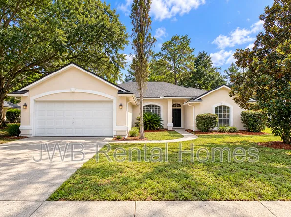 383 Turtle Dove Dr, Orange Park, FL 32073