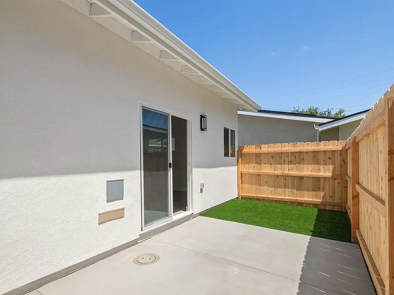 9412 Pike Rd — Photo 31