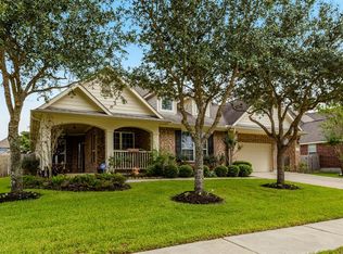 12203 Hidden River Ln, Pearland, TX 77584