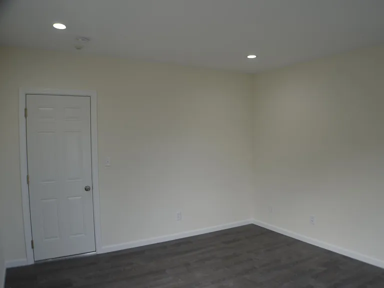 563 Burritt St #1N — Photo 12