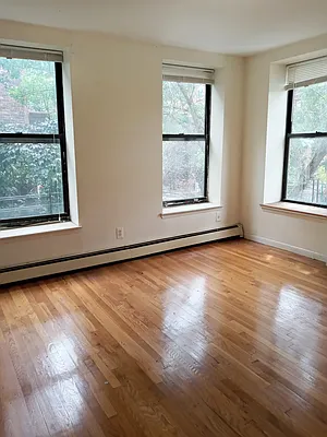 Rented by Level Group | media 12