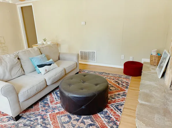 6400 W Fairfield Dr, Pensacola, FL 32506