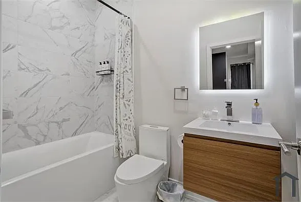 2526 N 9th St #3 — Photo 16