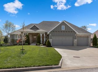 1442 N Rich Hill Cir, Nixa, MO 65714