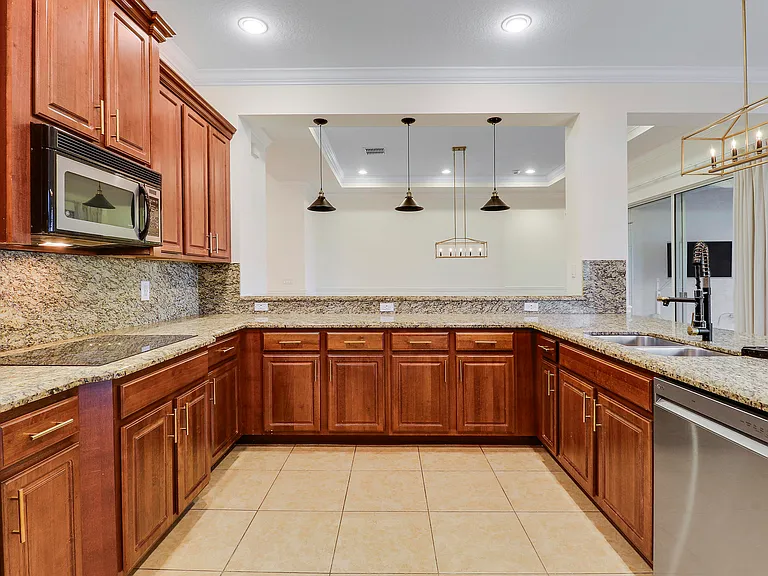 11340 SW Vanderbilt Cir — Photo 15