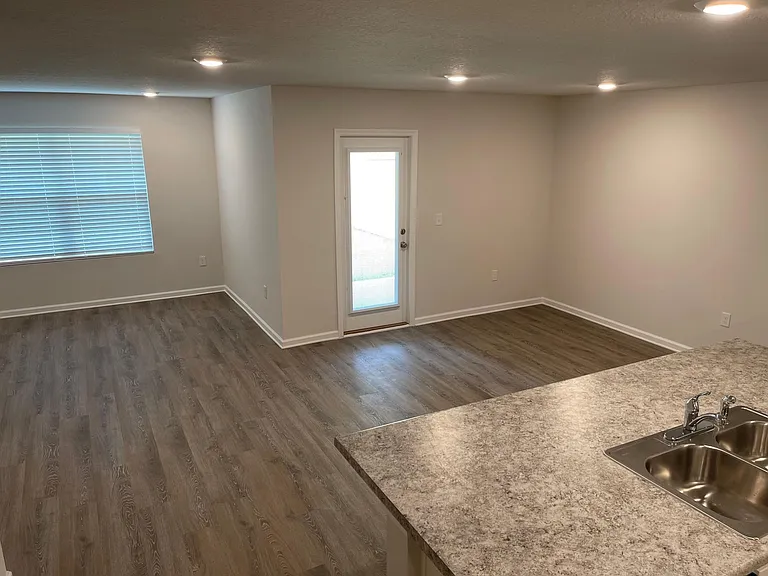 8649 Pathstone Blvd — Photo 28