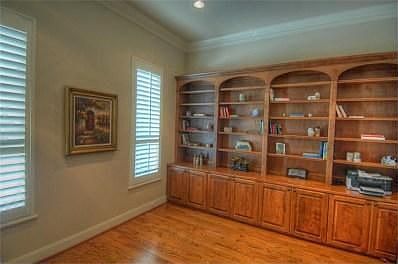 3rd image of 13 N Creekside Ct