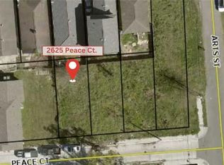 2625 Peace Ct, New Orleans, LA 70117