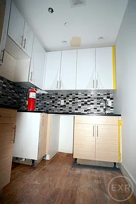 Rented by EXR | media 61