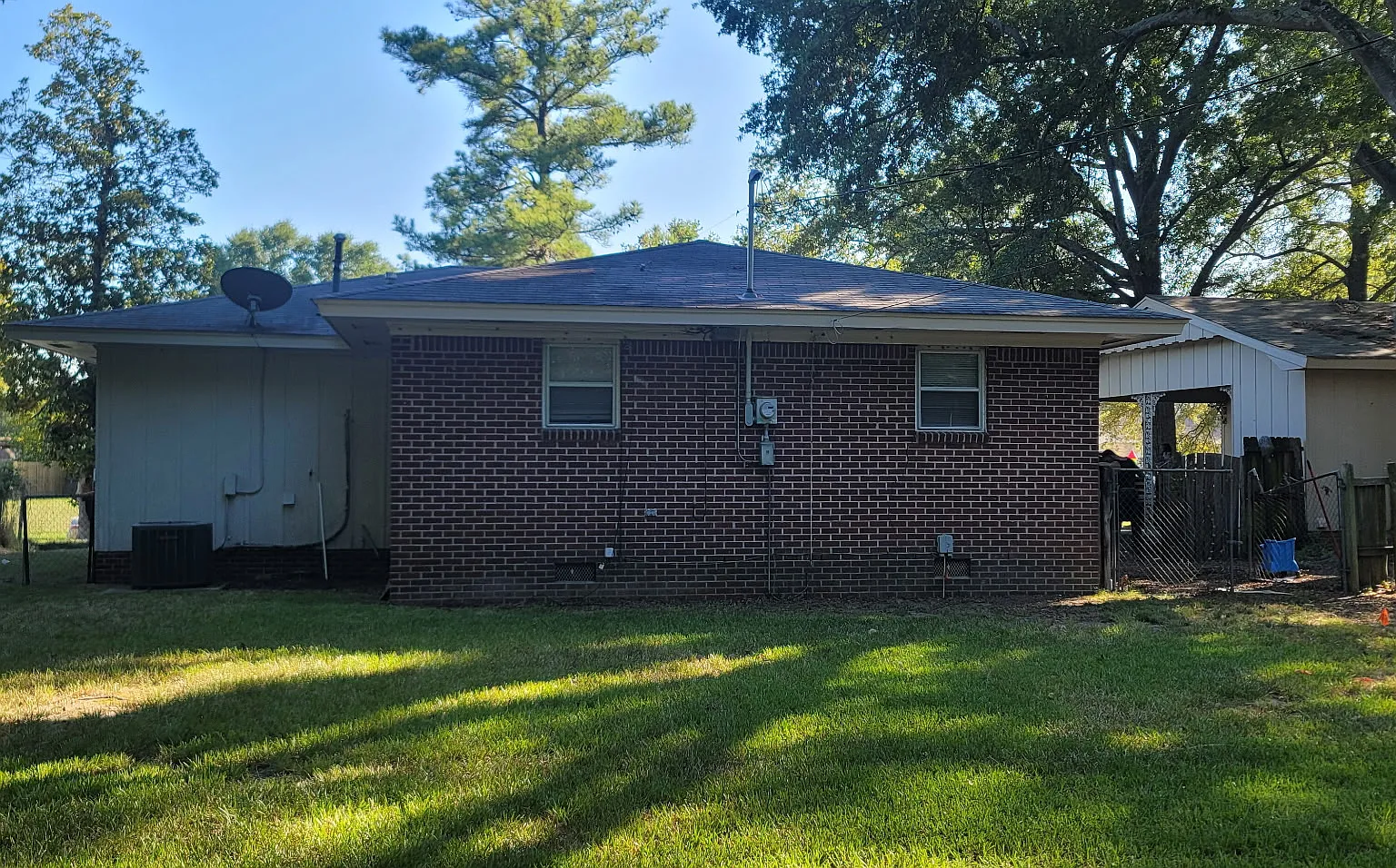 3 bed, 1336 sqft, $800 — Photo 2
