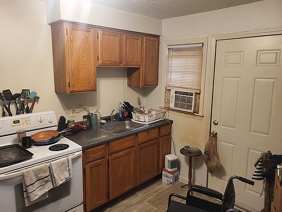 Kitchen and Cabinets