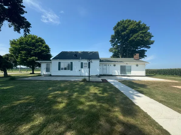 407 E 200 N, Valparaiso, IN 46383