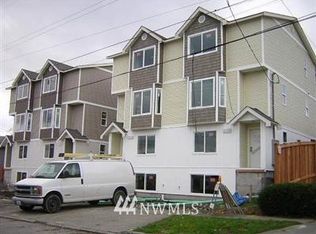 9213 A Ashworth Ave N, Seattle, WA 98103