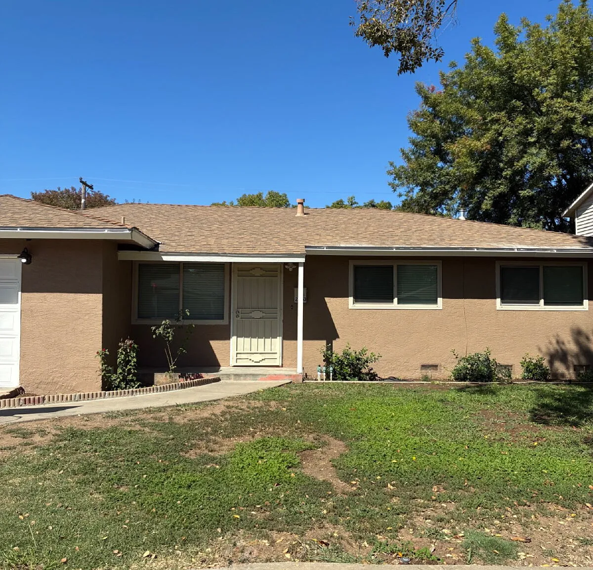 3 bed, 2.0 bath, 1190 sqft, $1,950 — Photo 4