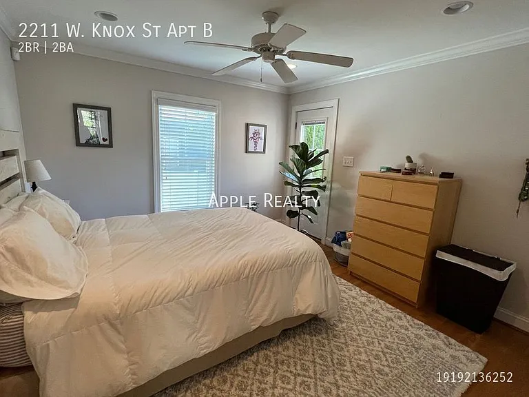 2211 W Knox St #B — Photo 10