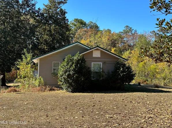 690 Main St S, Mendenhall, MS 39114