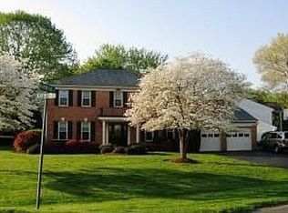 19 Kaywood Ct, Silver Spring, MD 20905