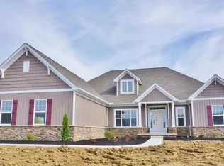 2940 Fawn Lake Dr, Medina, OH 44256
