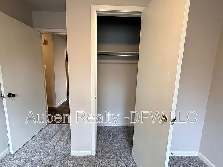 1413 Blackwell Dr — Photo 10