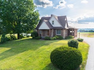 1105 Upper Spring Bay Rd, East Peoria, IL 61611