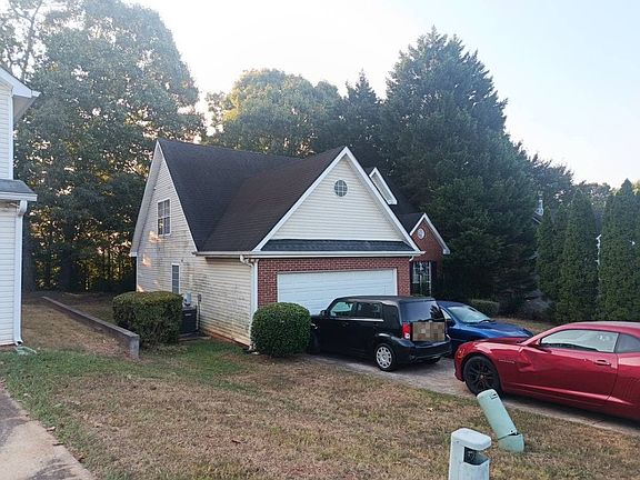 3rd image of 3752 Cress Way Dr