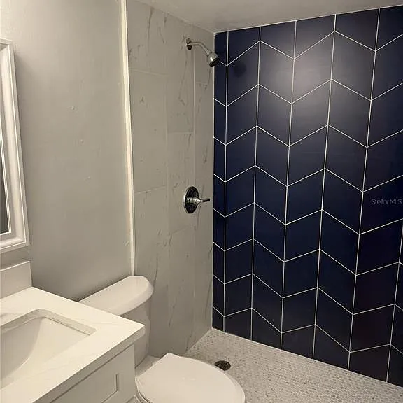 726 Edgewater Dr #2 — Photo 16