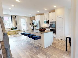 419 N Fisher St, Raleigh, NC 27610