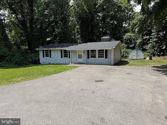 4th image of 21 Robshire Manor Rd