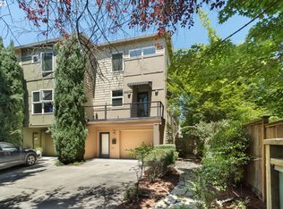 2853 SE Schiller St, Portland, OR 97202