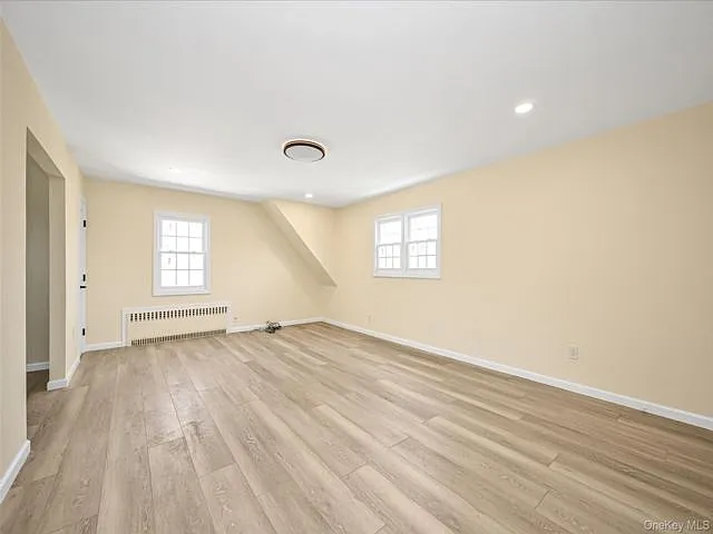 Building Photo - 9526 243rd St #2