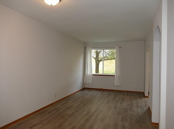 5th image of 3088 Autumn Lake Dr