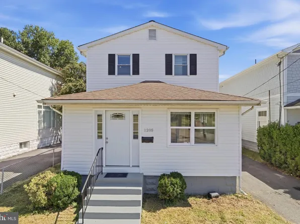 1205 N Quincy St, Arlington, VA 22201