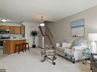 8622 Quarry Ridge Ln UNIT E, Saint Paul, MN 55125