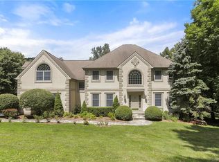 60 Lambert Rdg, Cross River, NY 10518